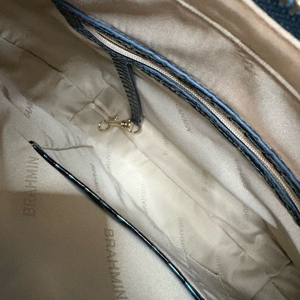 **SOLD**Brahmin NWOT Large Leia - Blue Patina Melbourne - 2 Perfect Eyes - Picture 12 of 16